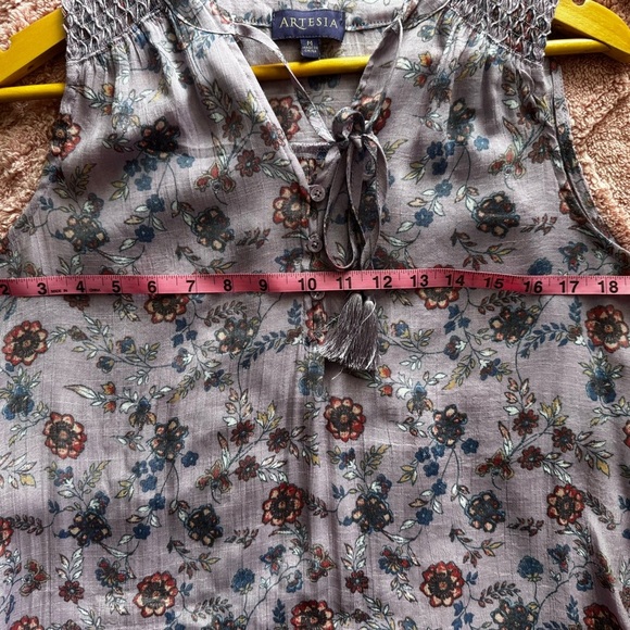 Artesia Women's Top Sleeveless Purple Floral Boho Chic Tie Front Size M EUC - Picture 5 of 9